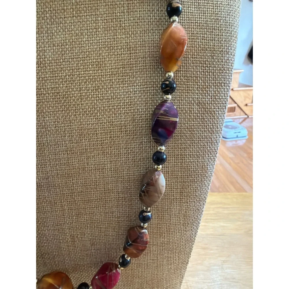 Vintage Style Marbled Resin Beaded Necklace Earth Tones Burgundy Long Layering